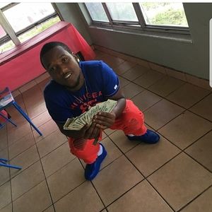 Meet your Posher, Corey